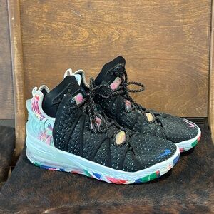 Men's Black and Multicolor Athletic Shoes